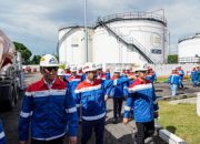 Optimalkan Layanan Energi di Momen Nataru, Komisaris Utama Pertamina Tinjau Sarfas BBM, LPG dan Avtur di Bali