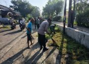 Sinergi TNI-POLRI dalam Giat Sabtu Bersih di Jakasampurna