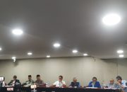 RAKYAT MENGGUGAT PEMERINTAH & DPR